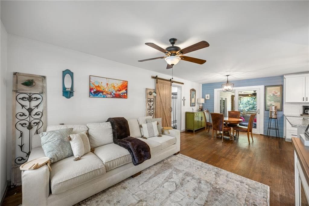 4 bedroom, 3 bathroom, 1,697 sq ft single family residence for sale at 3202 Highland Drive, Smyrna, GA 30080 — photo 5