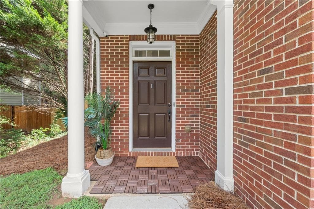 4 bedroom, 3 bathroom, 2,371 sq ft single family residence under contract at 3162 Vickery Drive, Marietta, GA 30066 — photo 3