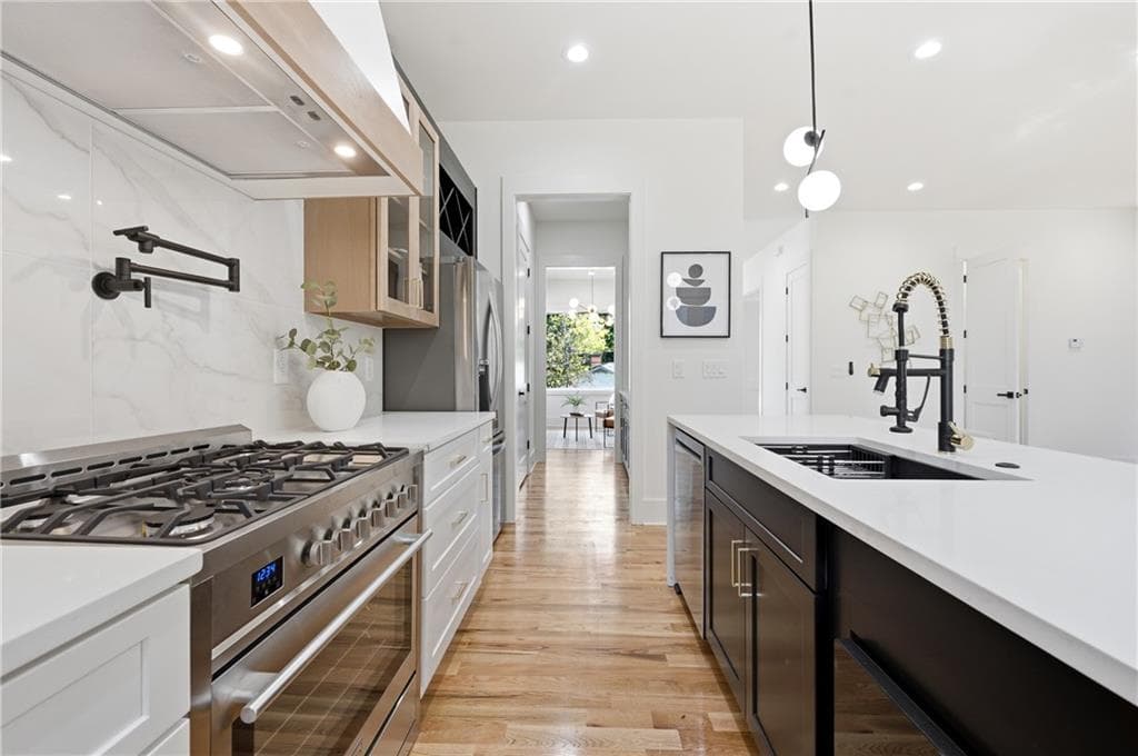 4 bedroom, 5 bathroom, 2,730 sq ft single family residence for sale at 63 Mortimer Street, Atlanta, GA 30317 — photo 8
