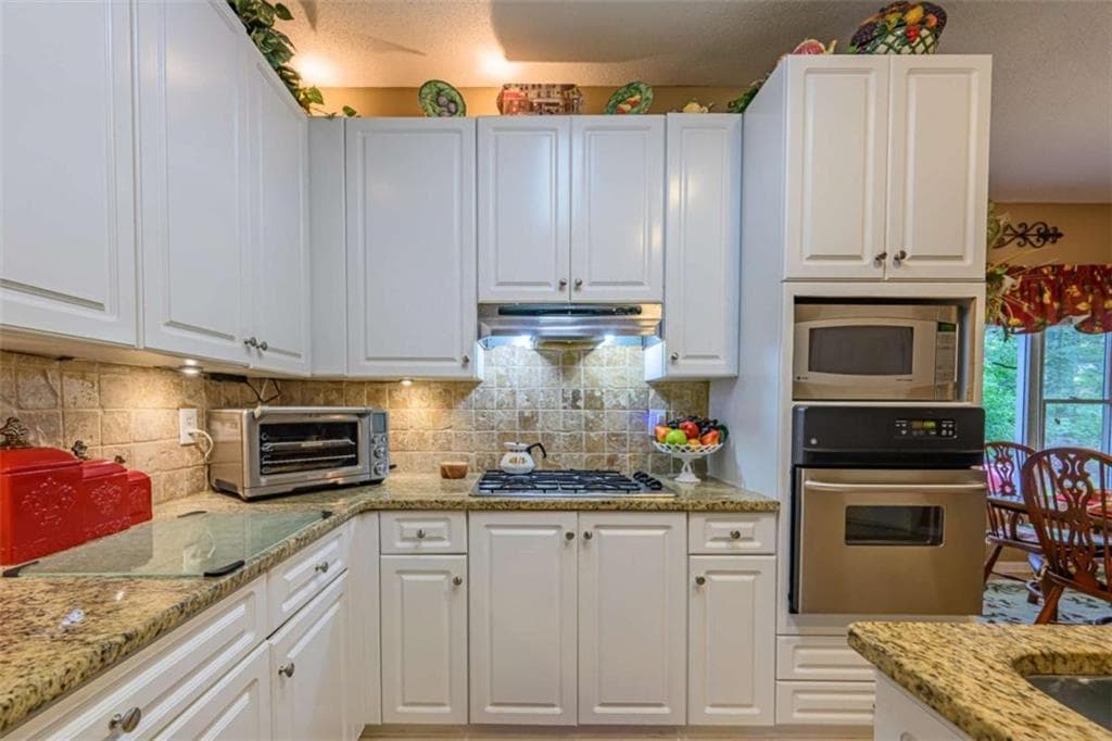 4 bedroom, 3 bathroom, 2,531 sq ft single family residence for sale at 2140 Soft Pine Lane, Acworth, GA 30102 — photo 10