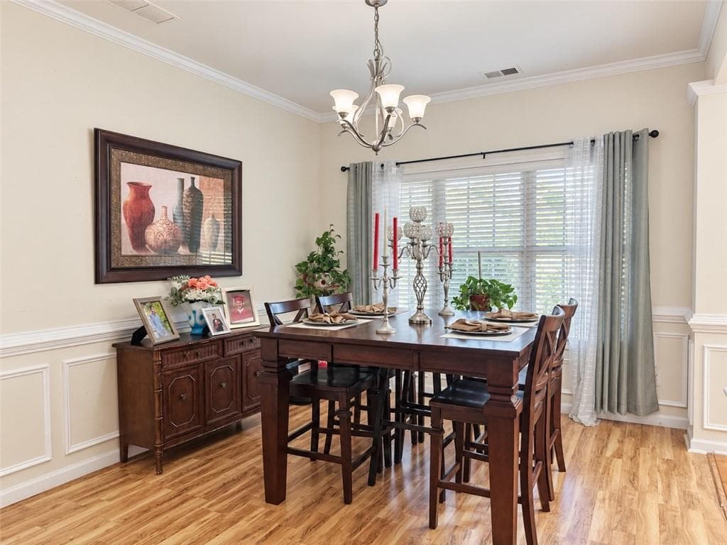 5 bedroom, 3 bathroom, 2,321 sq ft single family residence for sale at 1026 Mason Lee Ave, Loganville, GA 30052 — photo 7