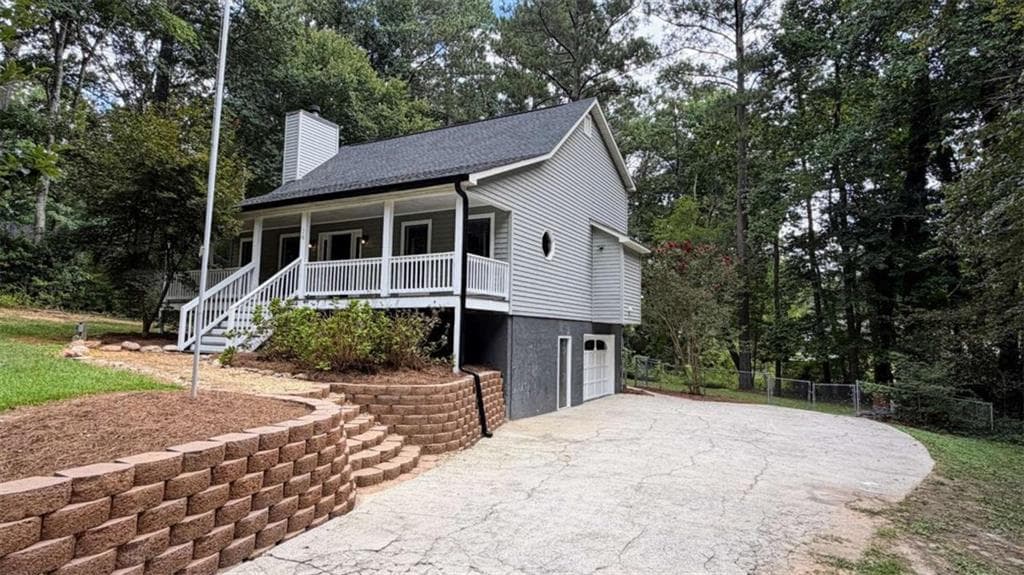 4 bedroom, 3 bathroom, 2,151 sq ft single family residence under contract at 39 Shadow Creek Drive, Villa Rica, GA 30180