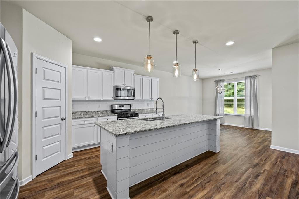 4 bedroom, 3 bathroom, 2,081 sq ft single family residence for sale at 1912 Hymer Court, Monroe, GA 30656 — photo 8