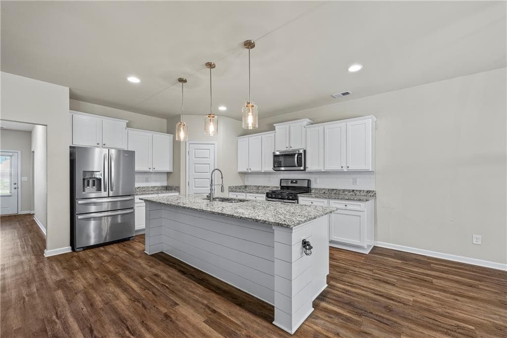 4 bedroom, 3 bathroom, 2,081 sq ft single family residence for sale at 1912 Hymer Court, Monroe, GA 30656 — photo 9
