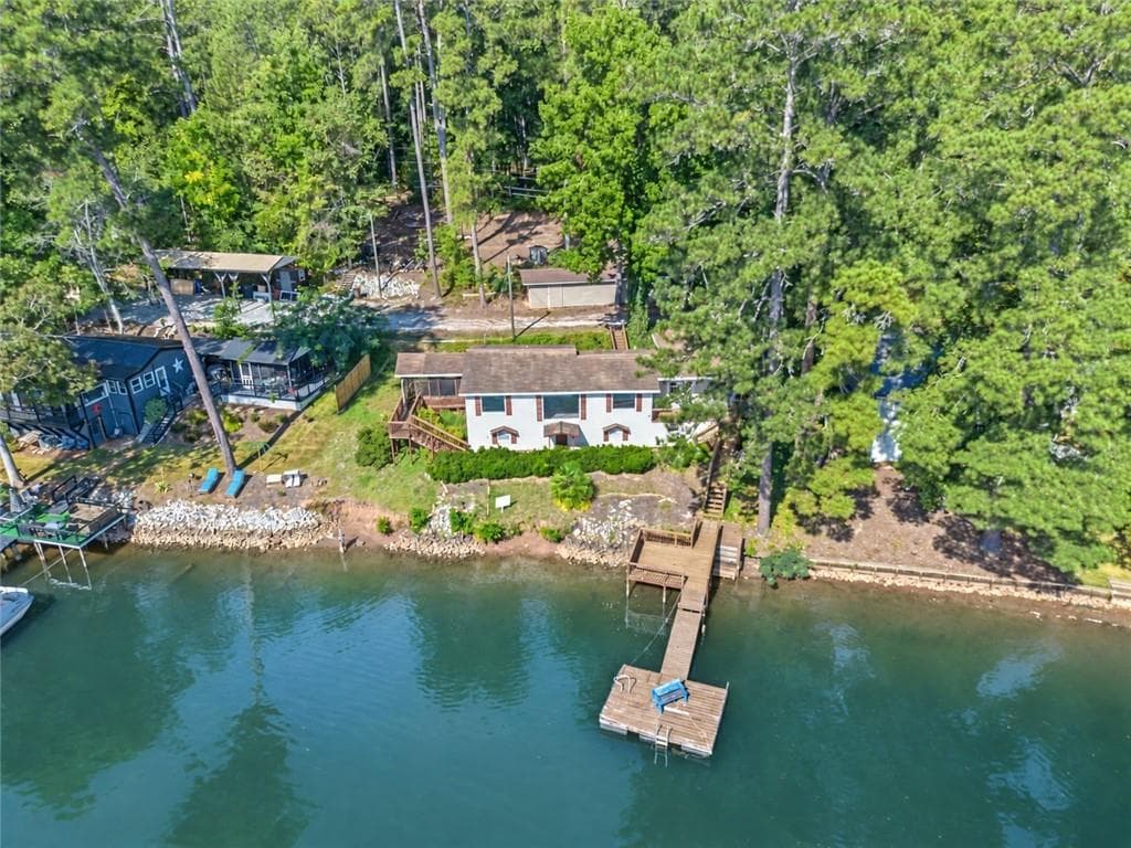 3 bedroom, 2 bathroom, 1,636 sq ft single family residence for sale at 140 E Hamm Road, Jackson, GA 30233 — photo 6