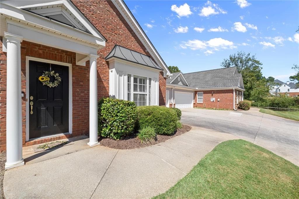 2 bedroom, 2 bathroom, 1,488 sq ft condominium for sale at 205 Somerton Place, Cumming, GA 30040 — photo 5