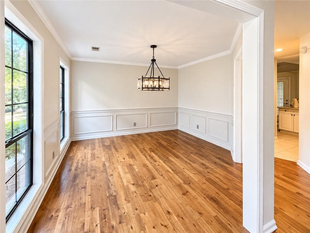 3 bedroom, 3 bathroom, 2,471 sq ft single family residence for sale at 270 Sweetwater Trace Trace, Alpharetta, GA 30076 — photo 8