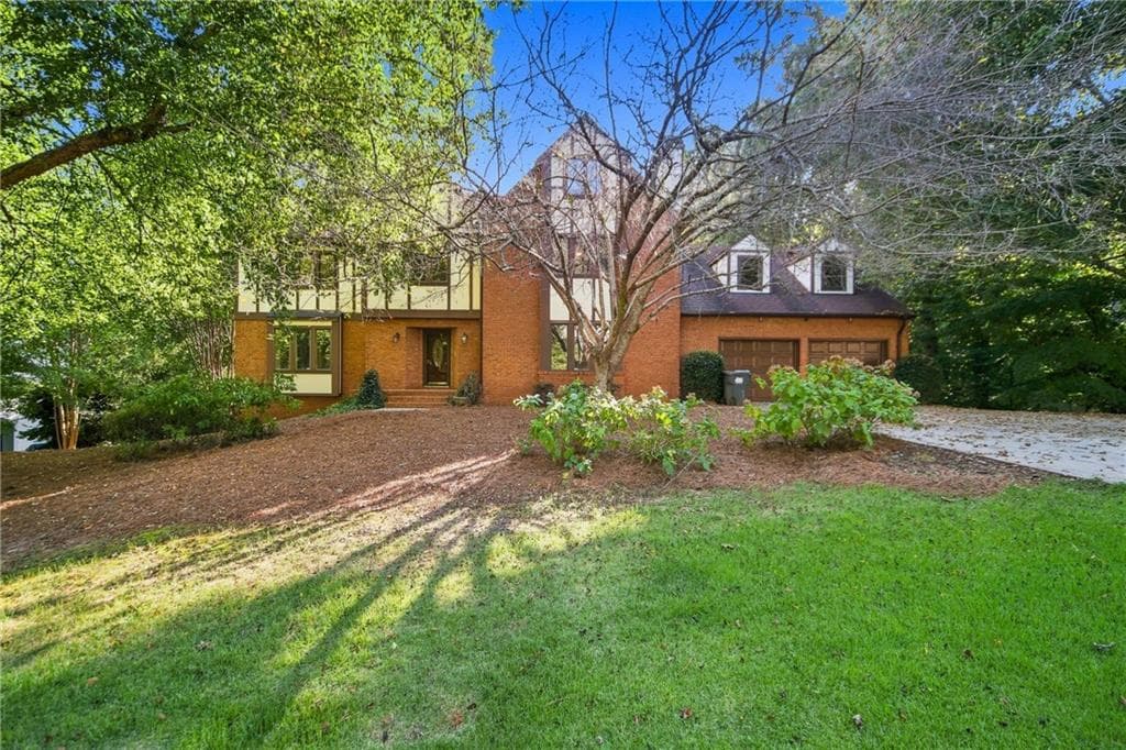 4 bedroom, 4 bathroom, 5,141 sq ft single family residence for sale at 3335 Trails End Road, Roswell, GA 30075 — photo 1 of 41