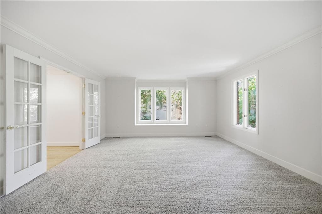 4 bedroom, 4 bathroom, 5,141 sq ft single family residence for sale at 3335 Trails End Road, Roswell, GA 30075 — photo 4