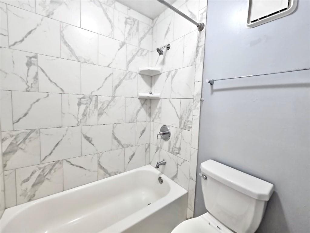 3 bedroom, 2 bathroom, 1,302 sq ft condominium for rent at 1192 Ashborough Drive B, Marietta, GA 30067 for $1,875 a month — photo 10