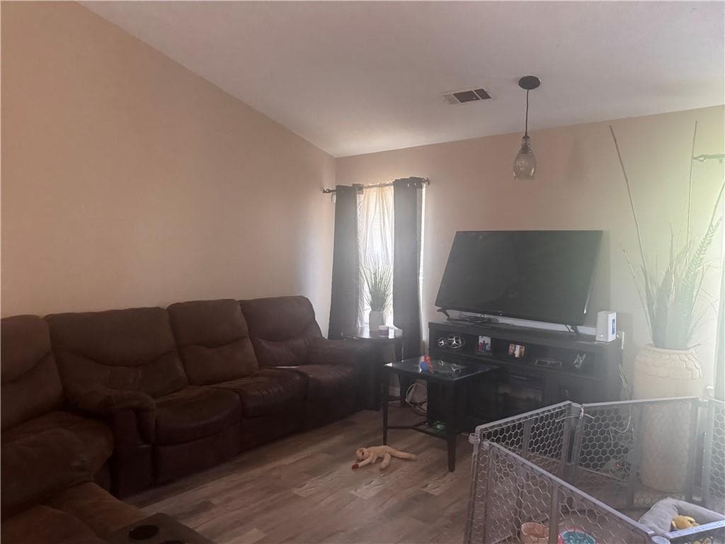 3 bedroom, 3 bathroom, 1,396 sq ft single family residence for sale at 1187 To Lani Farm Road, Stone Mountain, GA 30083 — photo 4