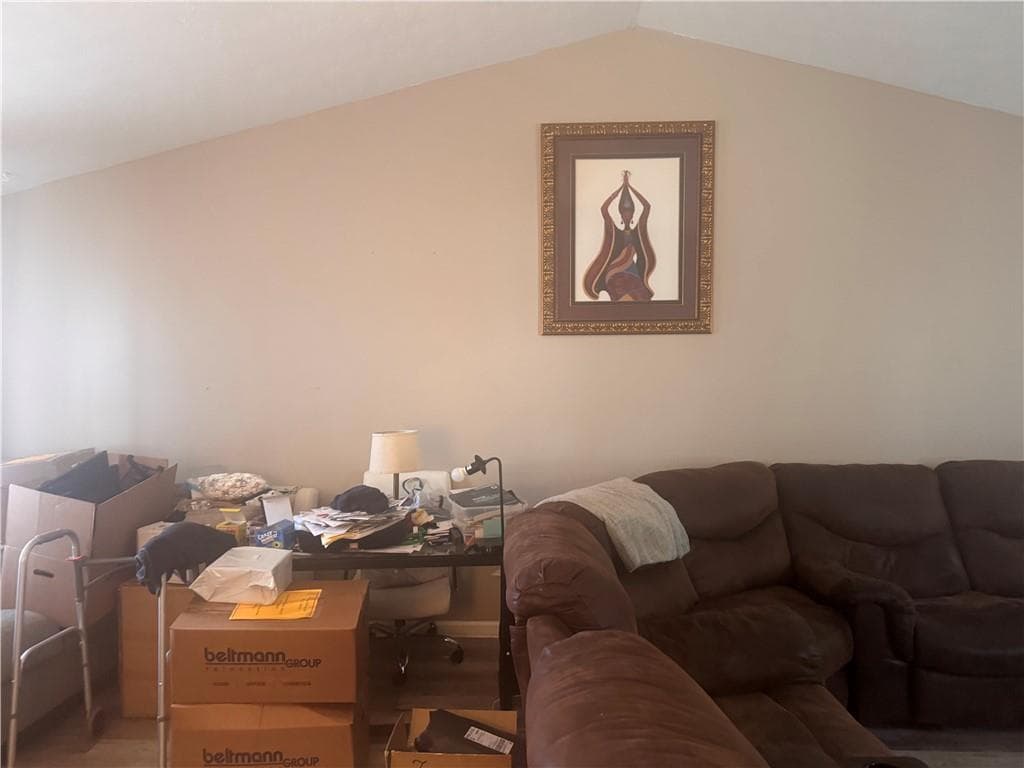 3 bedroom, 3 bathroom, 1,396 sq ft single family residence for sale at 1187 To Lani Farm Road, Stone Mountain, GA 30083 — photo 5