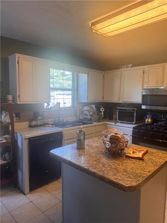 3 bedroom, 3 bathroom, 1,396 sq ft single family residence for sale at 1187 To Lani Farm Road, Stone Mountain, GA 30083 — photo 7