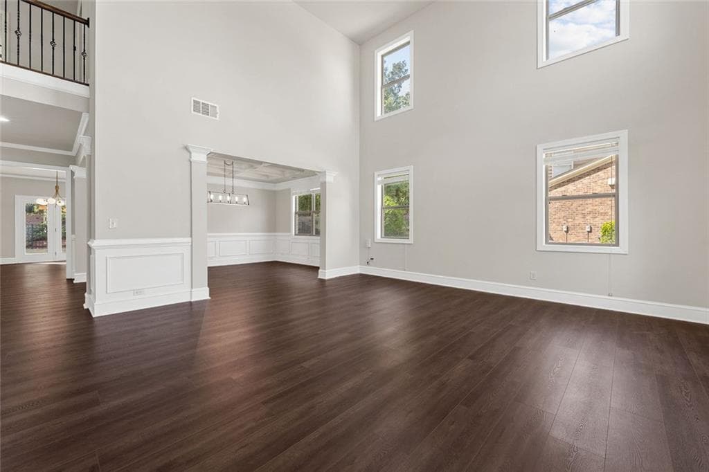 5 bedroom, 4 bathroom, 4,244 sq ft single family residence for sale at 9270 Colham Drive, Cumming, GA 30041 — photo 9