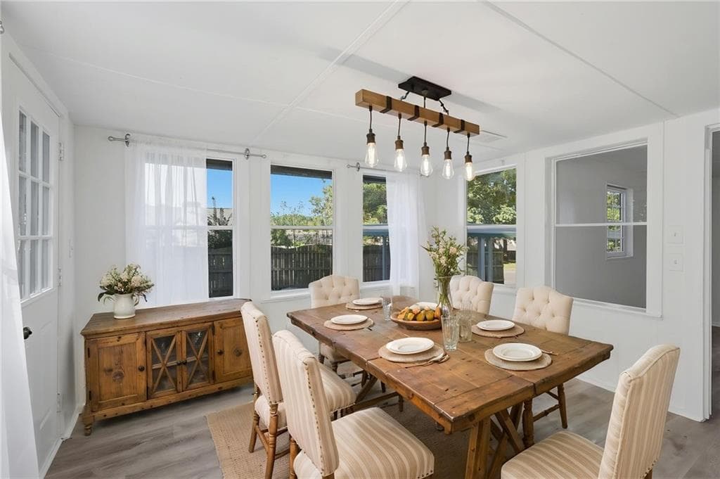 3 bedroom, 3 bathroom, 1,780 sq ft single family residence for sale at 1965 Holland Park Drive, Buford, GA 30519 — photo 8