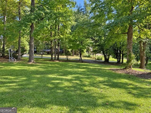 3 bedroom, 3 bathroom, 2,211 sq ft single family residence for sale at 774 Corinth Drive, Jonesboro, GA 30238 — photo 2