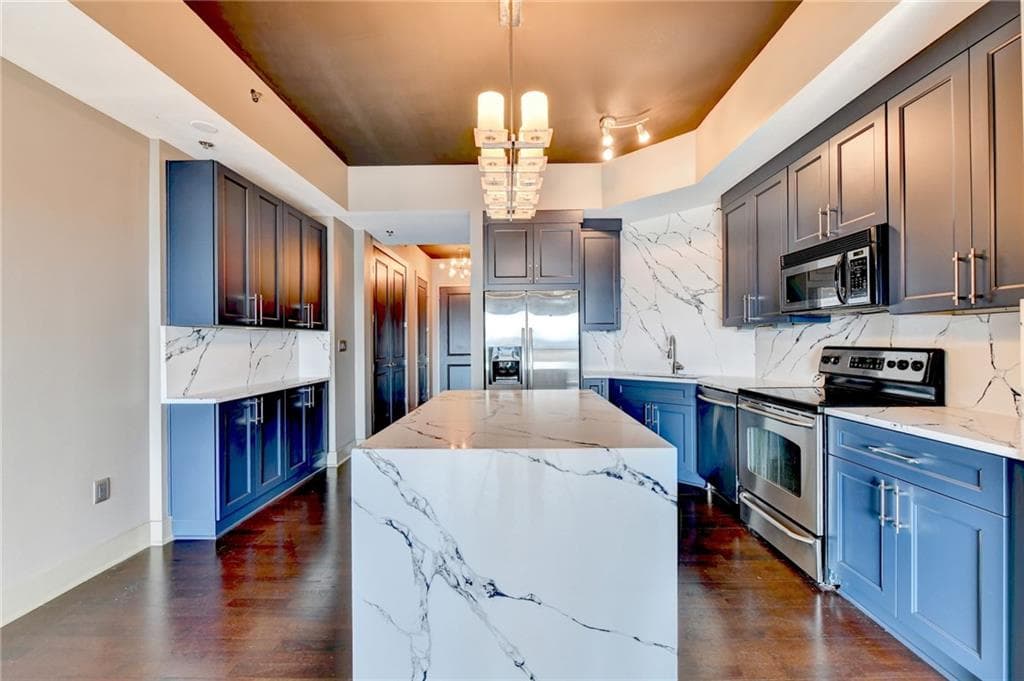2 bedroom, 2 bathroom, 1,207 sq ft condominium for sale at 4561 Olde Perimeter Way Unit 910 Way, Atlanta, GA 30346 — photo 8