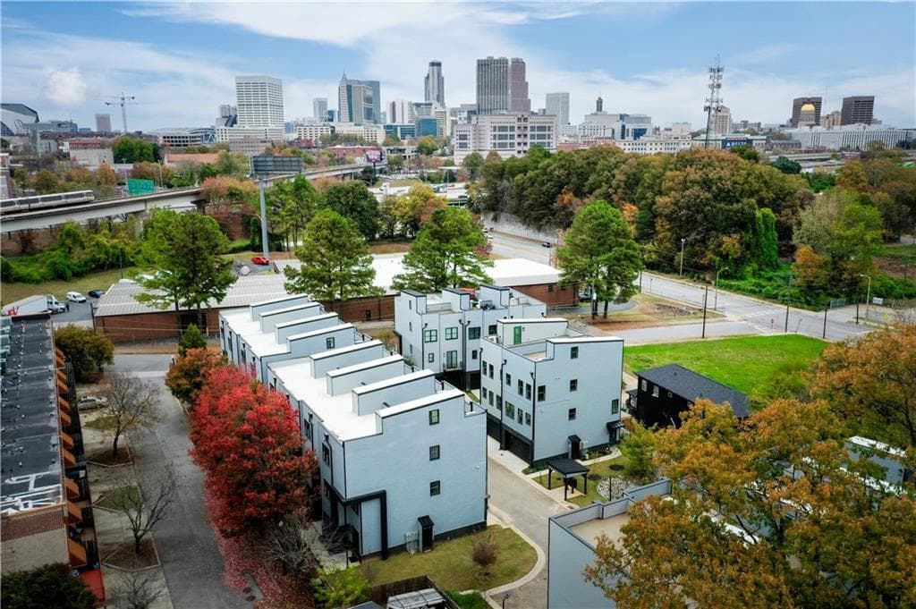 4 bedroom, 3 bathroom, 1,850 sq ft townhouse for sale at 340 Eugenia Street 503, Atlanta, GA 30312 — photo 7