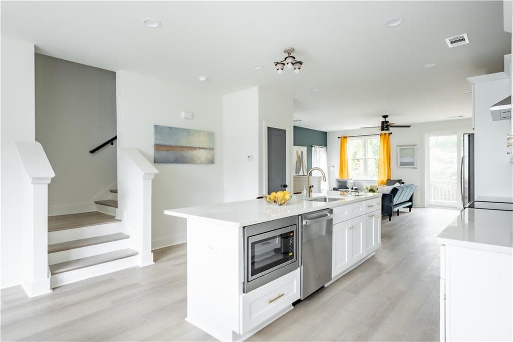 4 bedroom, 3 bathroom, 1,850 sq ft townhouse for sale at 340 Eugenia Street 503, Atlanta, GA 30312 — photo 8