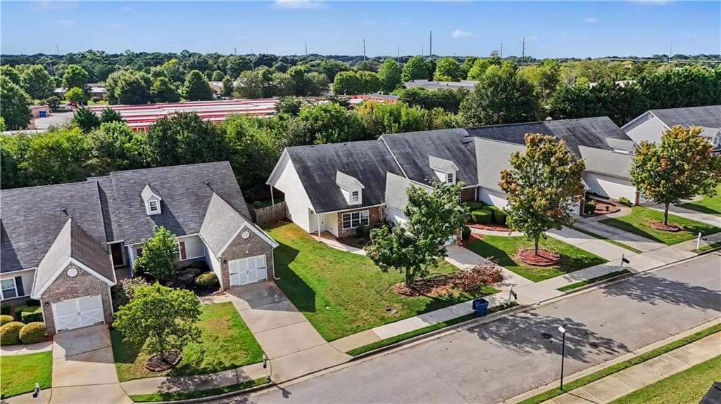 2 bedroom, 2 bathroom, 1,408 sq ft condominium for sale at 945 City Park Drive, Mcdonough, GA 30252 — photo 3
