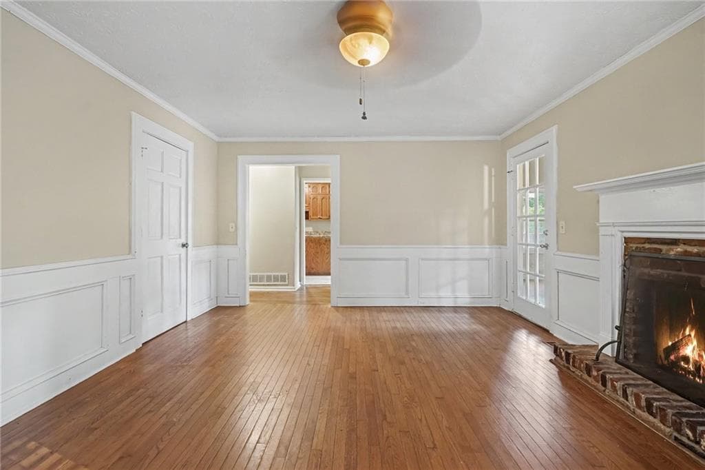 4 bedroom, 3 bathroom, 3,113 sq ft single family residence under contract at 1465 Lake Lucerne Road, Lilburn, GA 30047 — photo 7