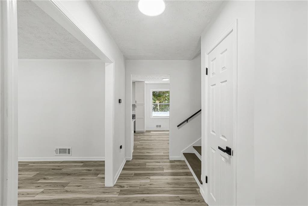 4 bedroom, 2 bathroom, 2,175 sq ft single family residence for sale at 3103 Windfield Circle, Tucker, GA 30084 — photo 4