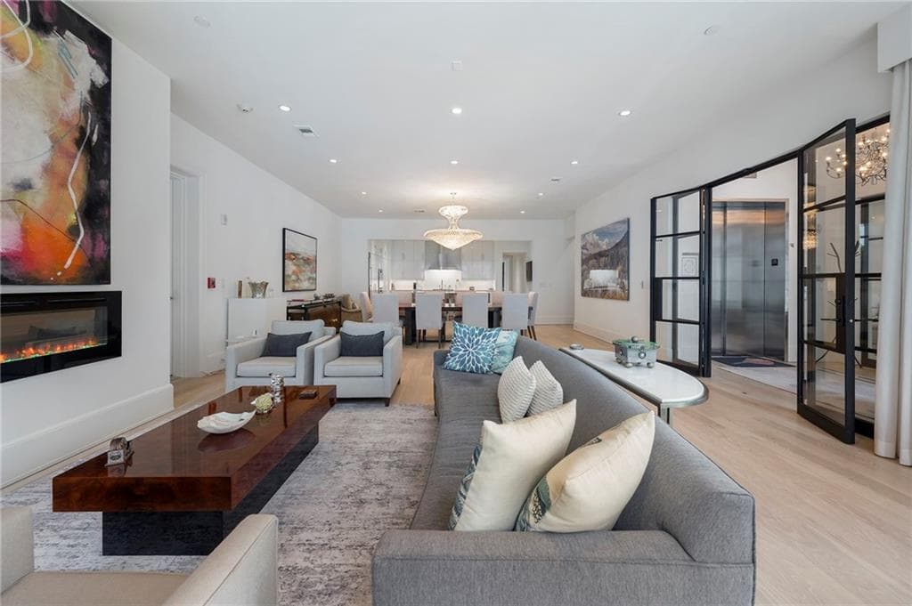 4 bedroom, 5 bathroom, 4,563 sq ft condominium for sale at 1301 Peachtree Street 2B/C, Atlanta, GA 30309 — photo 8