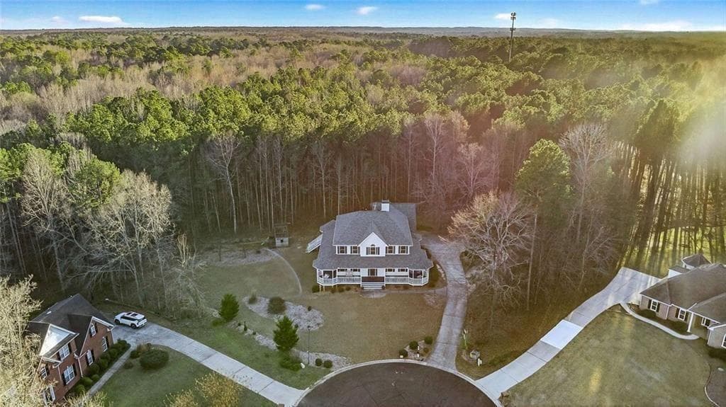 4 bedroom, 3 bathroom, 3,600 sq ft single family residence for sale at 155 Canal Place, Fayetteville, GA 30215 — photo 2