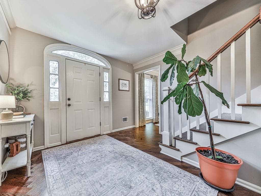 4 bedroom, 3 bathroom, 3,276 sq ft single family residence under contract at 2826 Regents Park Lane, Marietta, GA 30062 — photo 7