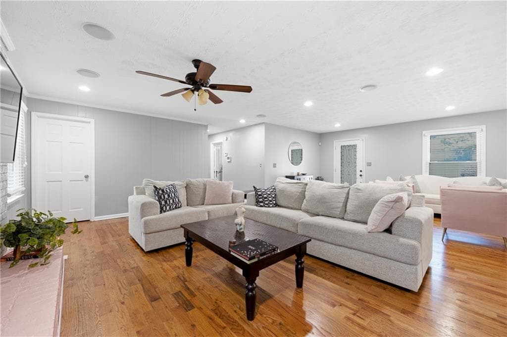 4 bedroom, 3 bathroom, 3,017 sq ft single family residence for sale at 1563 Pedro Drive, Mableton, GA 30126 — photo 5