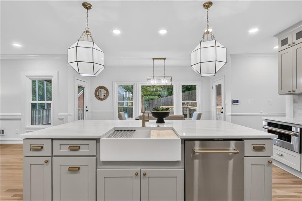 5 bedroom, 4 bathroom, 4,736 sq ft single family residence for sale at 760 Bedford Oaks Drive, Marietta, GA 30068 — photo 4