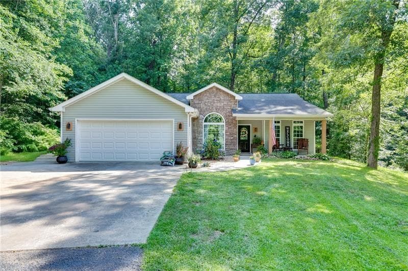 3 bedroom, 2 bathroom, 1,505 sq ft single family residence under contract at 4232 Joe Chandler Road, Gillsville, GA 30543