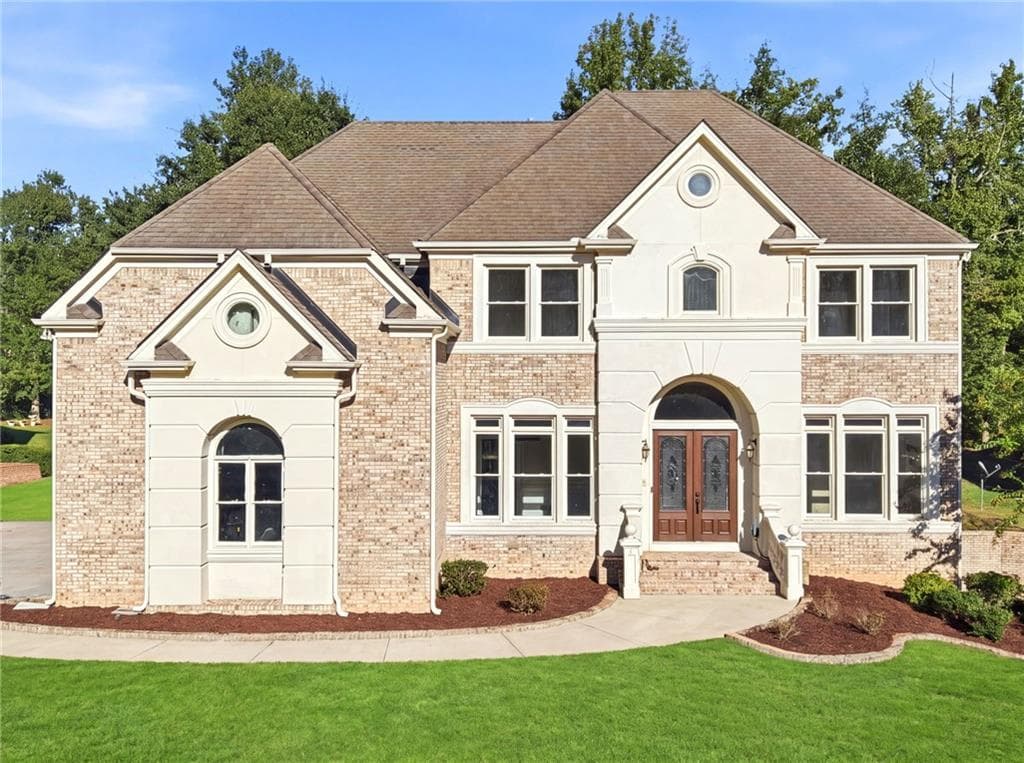 6 bedroom, 5 bathroom, 5,056 sq ft single family residence under contract at 1568 Bordeaux Lane, Conyers, GA 30094 — photo 2