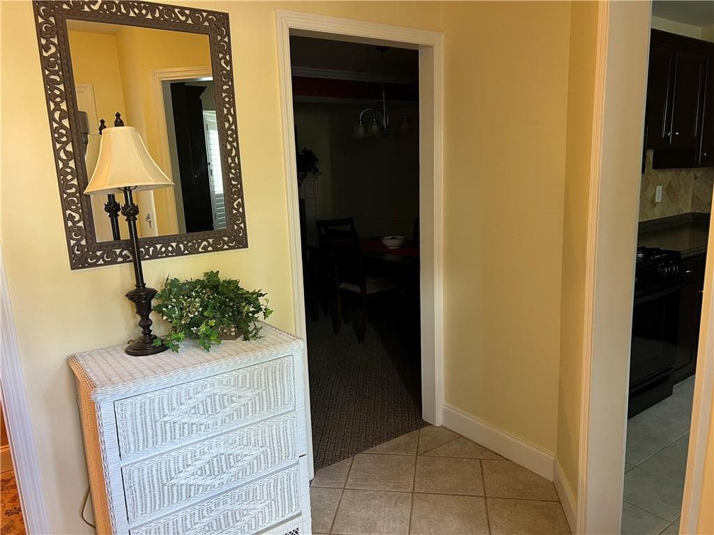 2 bedroom, 3 bathroom, 1,480 sq ft townhouse under contract at 1100 Country Club Place, Kennesaw, GA 30144 — photo 2