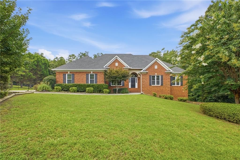 4 bedroom, 3 bathroom, 4,010 sq ft single family residence for sale at 610 Rustic Ridge Road, Rome, GA 30161