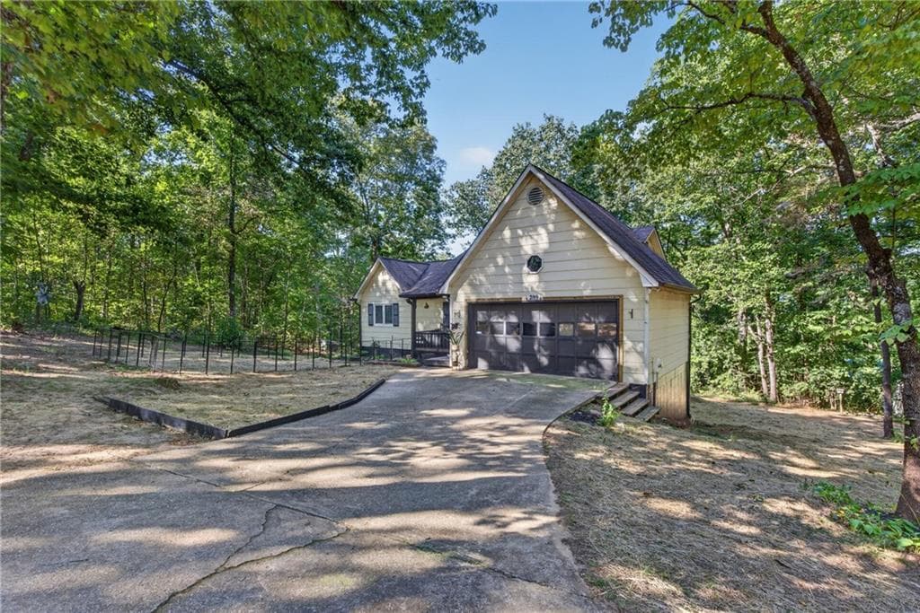 3 bedroom, 3 bathroom, 1,203 sq ft single family residence for sale at 299 Washboard Road, Cleveland, GA 30528 — photo 3