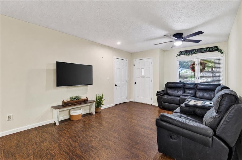 3 bedroom, 3 bathroom, 1,203 sq ft single family residence for sale at 299 Washboard Road, Cleveland, GA 30528 — photo 8