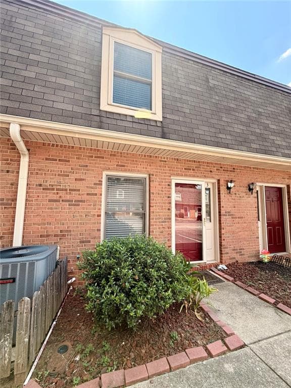 2 bedroom, 2 bathroom, 1,024 sq ft condominium for rent at 3925 Mountain View Road E3, Oakwood, GA 30566 for $1,500 a month