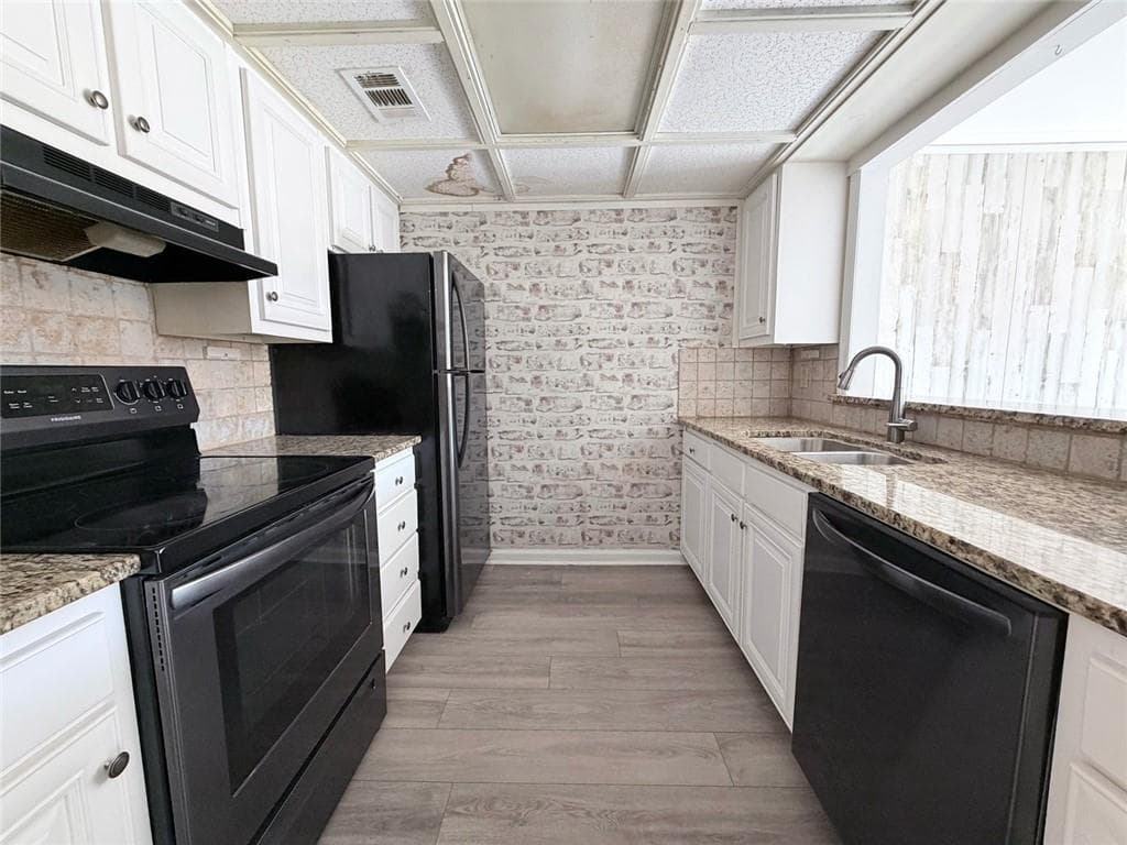 2 bedroom, 2 bathroom, 1,024 sq ft condominium for rent at 3925 Mountain View Road E3, Oakwood, GA 30566 for $1,500 a month — photo 4