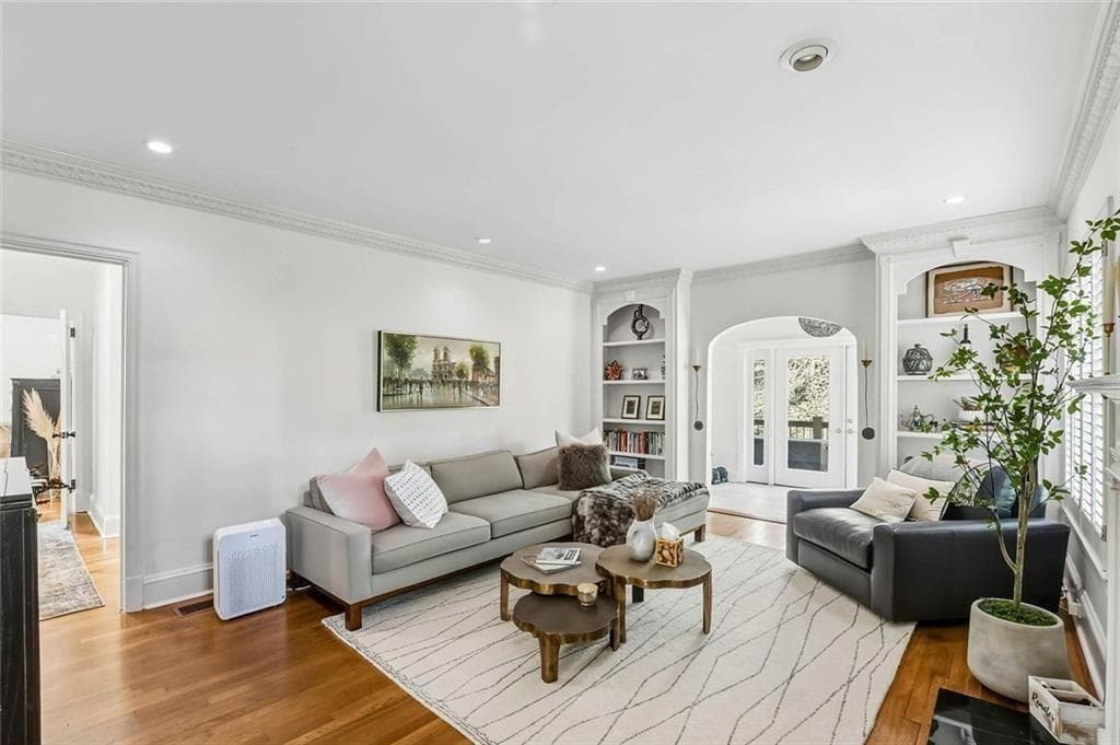 3 bedroom, 2 bathroom, 1,885 sq ft single family residence for sale at 663 Amsterdam Avenue, Atlanta, GA 30306 — photo 5
