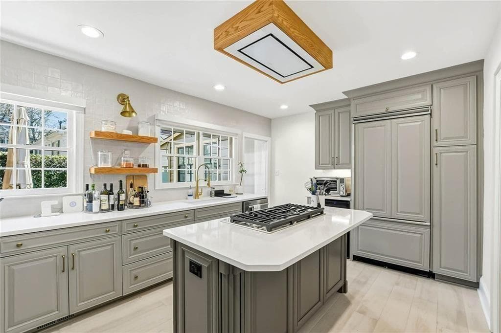 3 bedroom, 2 bathroom, 1,885 sq ft single family residence for sale at 663 Amsterdam Avenue, Atlanta, GA 30306 — photo 8