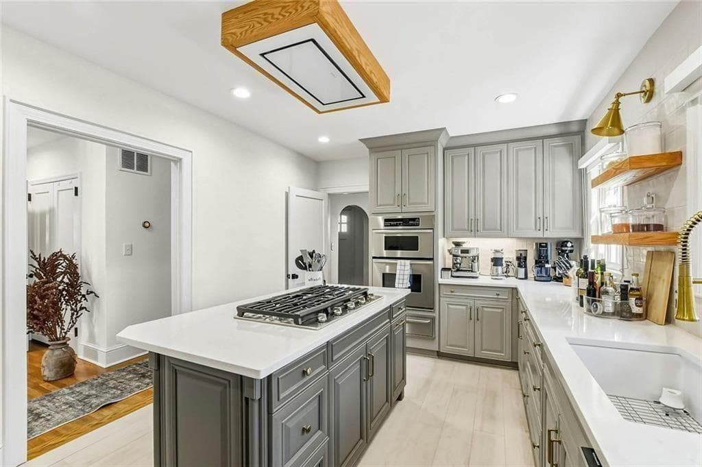 3 bedroom, 2 bathroom, 1,885 sq ft single family residence for sale at 663 Amsterdam Avenue, Atlanta, GA 30306 — photo 9