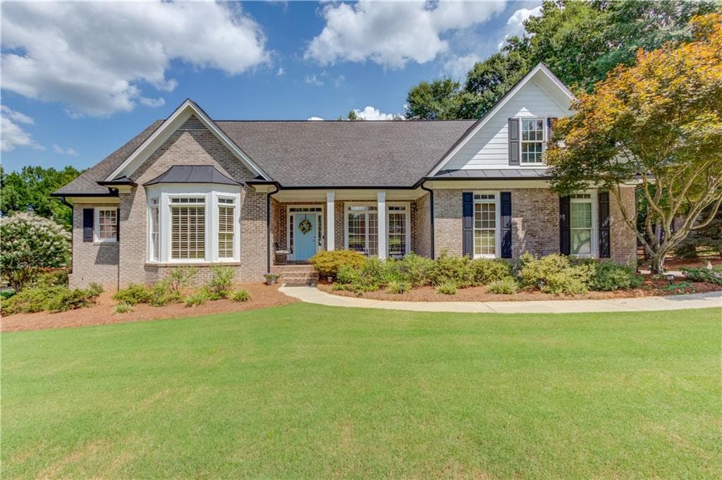 3 bedroom, 3 bathroom, 4,595 sq ft single family residence for sale at 1131 Overlook Lane, Monroe, GA 30656