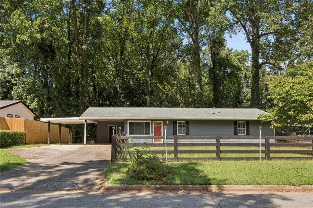 4 bedroom, 2 bathroom, 1,152 sq ft single family residence for sale at 31 Trina Avenue, Kennesaw, GA 30144 — photo 1 of 17