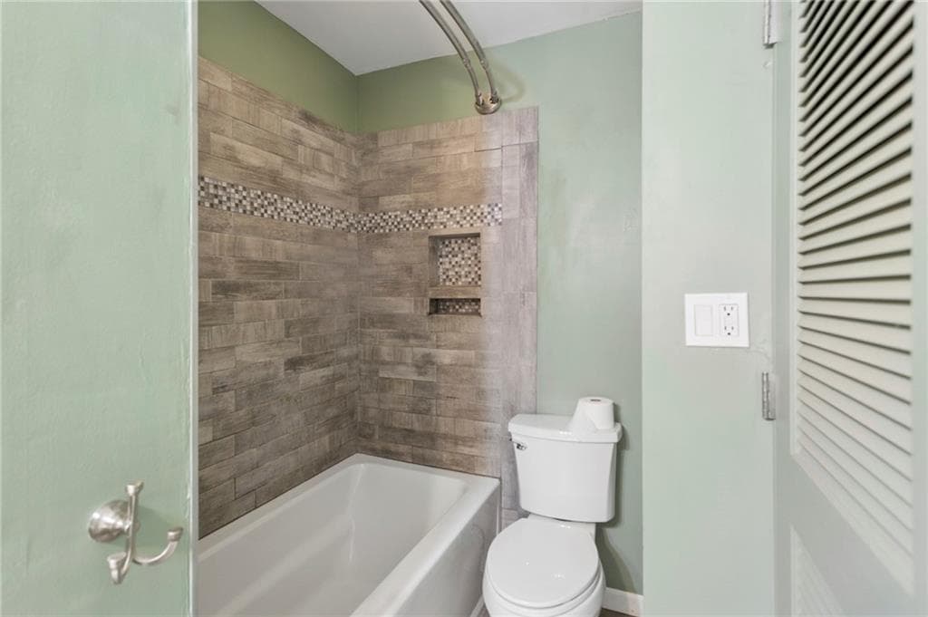 4 bedroom, 2 bathroom, 1,152 sq ft single family residence for sale at 31 Trina Avenue, Kennesaw, GA 30144 — photo 7