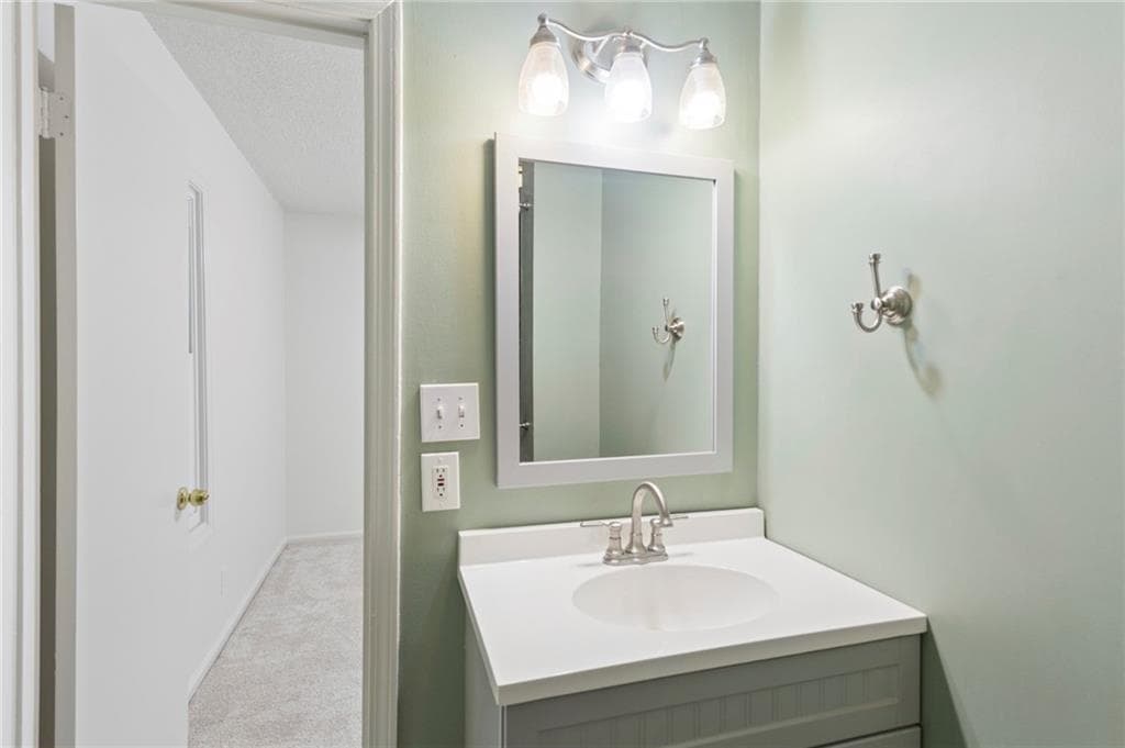 4 bedroom, 2 bathroom, 1,152 sq ft single family residence for sale at 31 Trina Avenue, Kennesaw, GA 30144 — photo 8