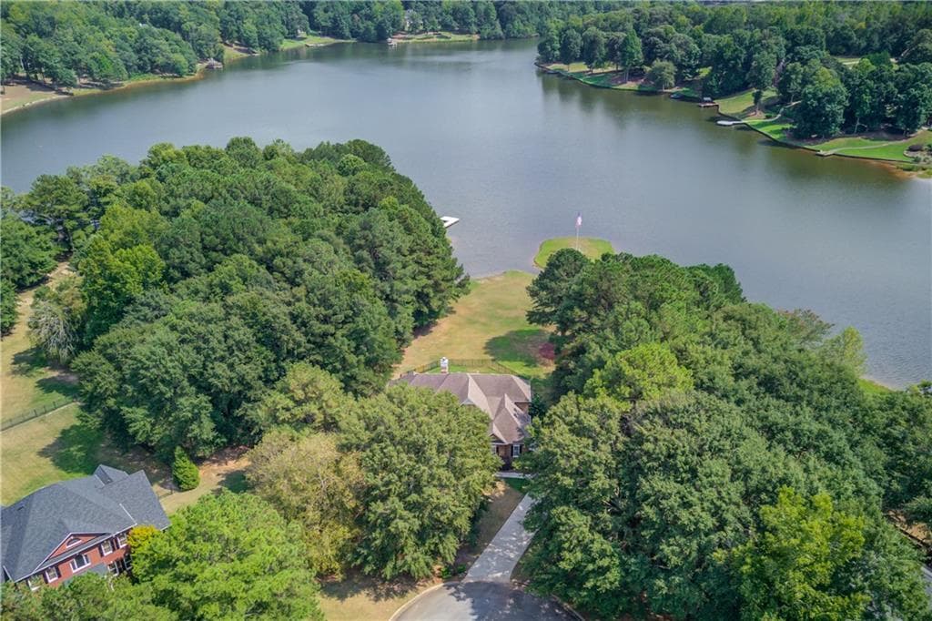 5 bedroom, 5 bathroom, 4,959 sq ft single family residence for sale at 6228 Waters Edge Drive, Covington, GA 30014 — photo 2