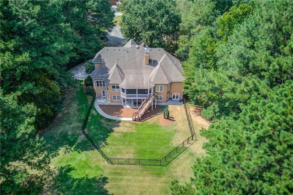 5 bedroom, 5 bathroom, 4,959 sq ft single family residence for sale at 6228 Waters Edge Drive, Covington, GA 30014 — photo 5