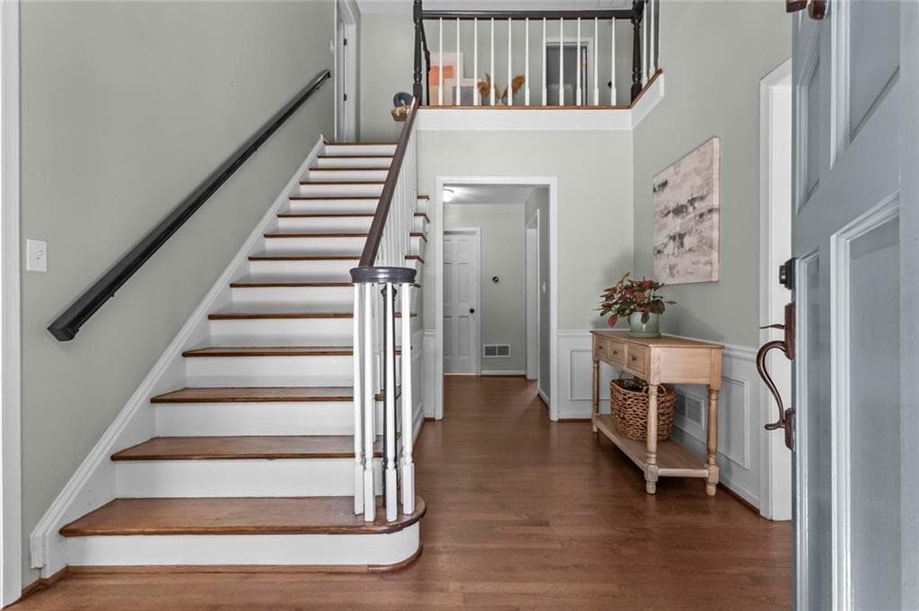4 bedroom, 4 bathroom, 3,811 sq ft single family residence under contract at 1230 Cliffpine Court, Marietta, GA 30064 — photo 9