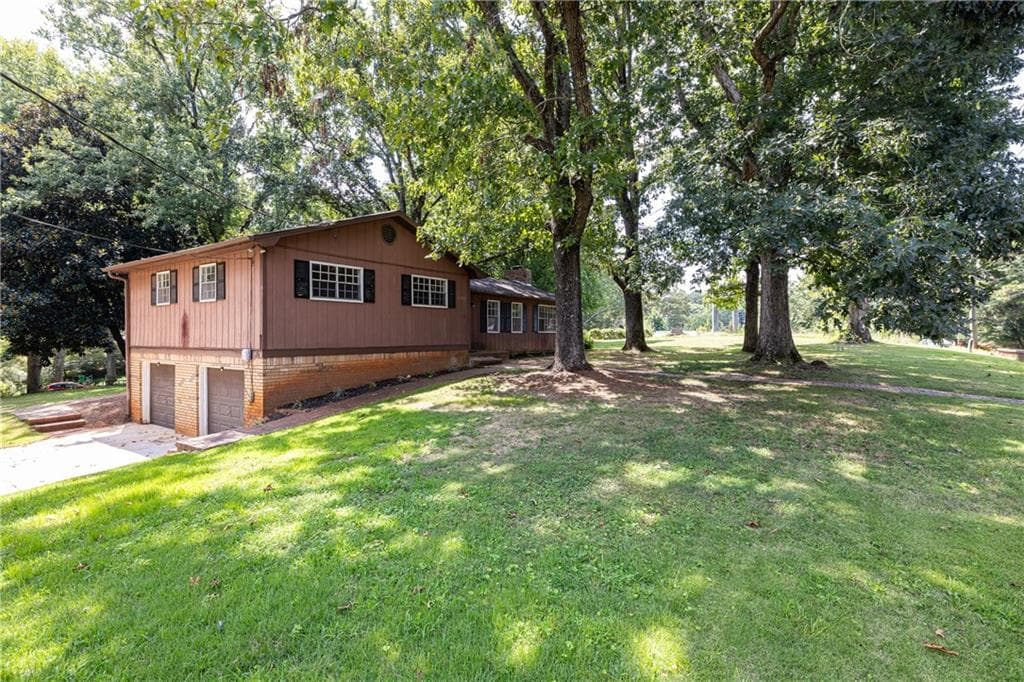 3 bedroom, 2 bathroom, 1,402 sq ft single family residence under contract at 1380 Dupree Road, Woodstock, GA 30189 — photo 3